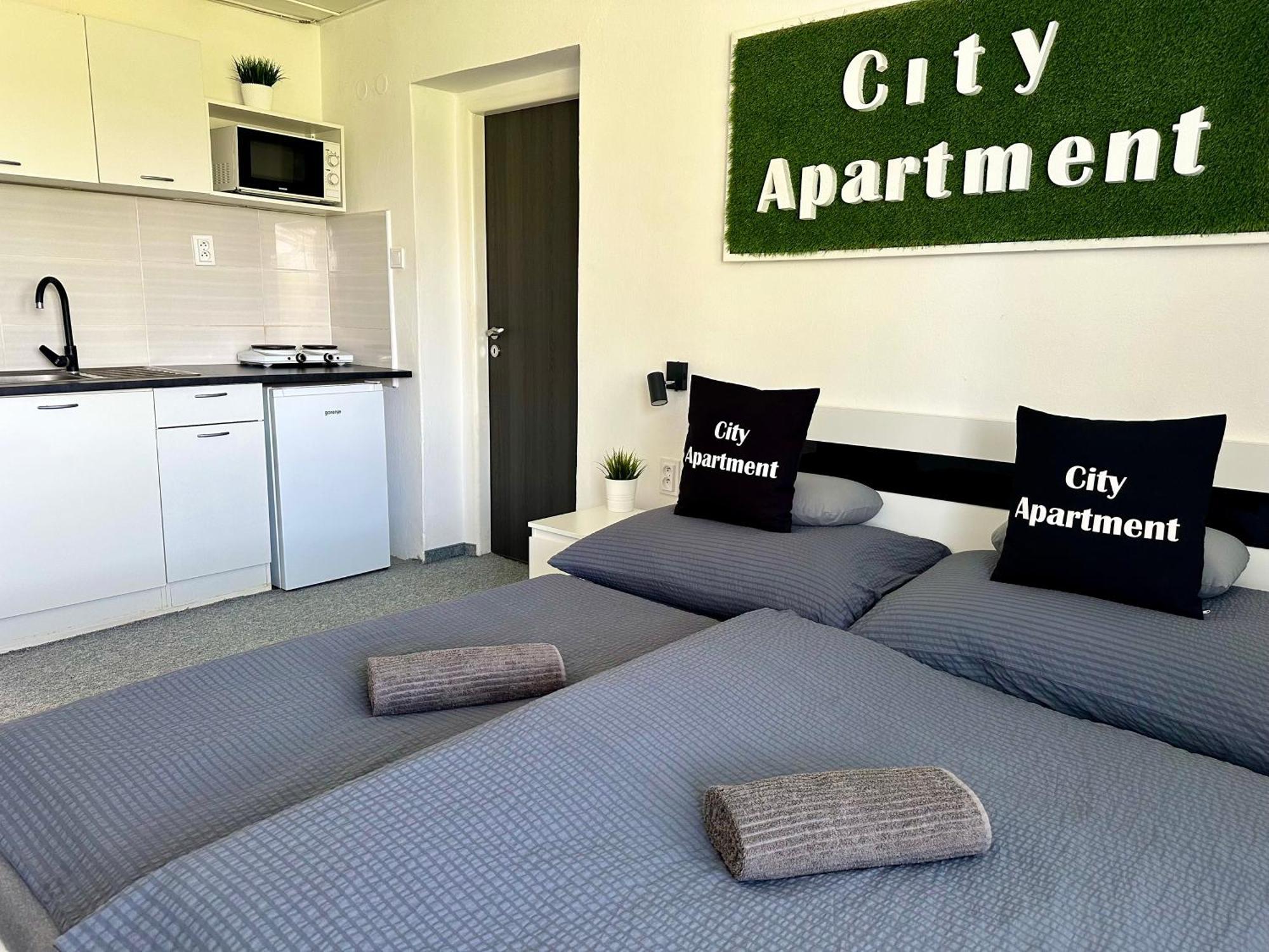 City Apartment Štúrovo Exterior foto